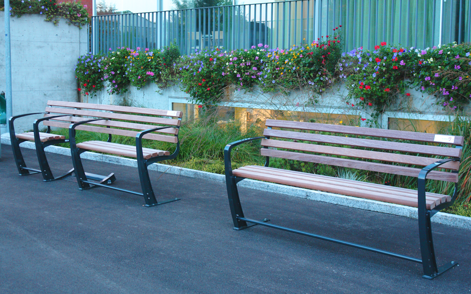 Vivanti banc pour seniors avec dossier 3 places bois
