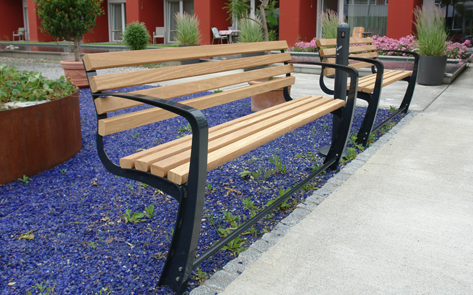 Vivanti banc pour seniors avec dossier 3 places bois