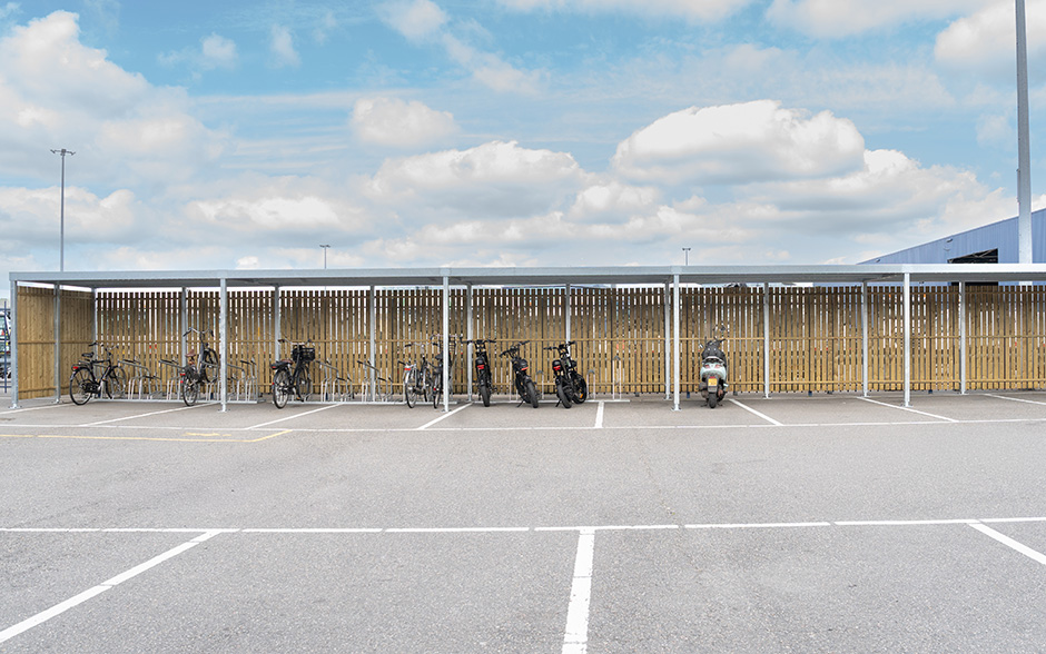 Paleto abri à vélos ouvert bois