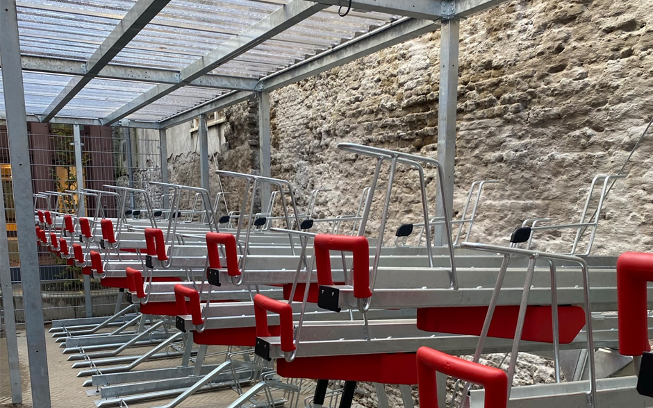 Paleto abri à vélos surélevé acier