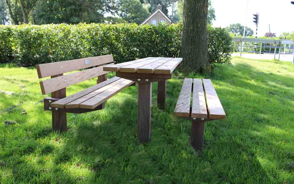 Table TIMBERSTYLE