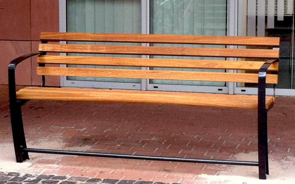 Vivanti banc pour seniors avec dossier 3 places bois